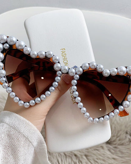 Big Frame Heart-shaped Pearl Sunglasses