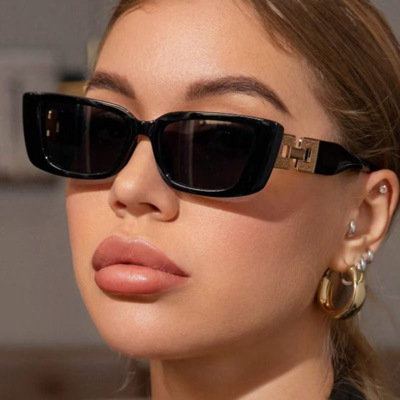 Diamond-Chain Square Sunglasses - gaviara