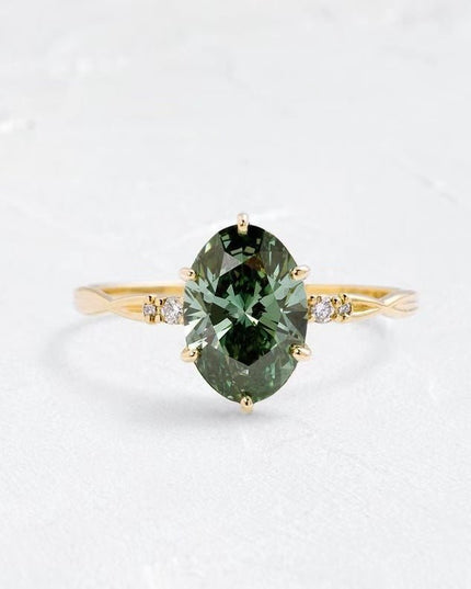 Gold-plated Ring With Emerald - gaviara