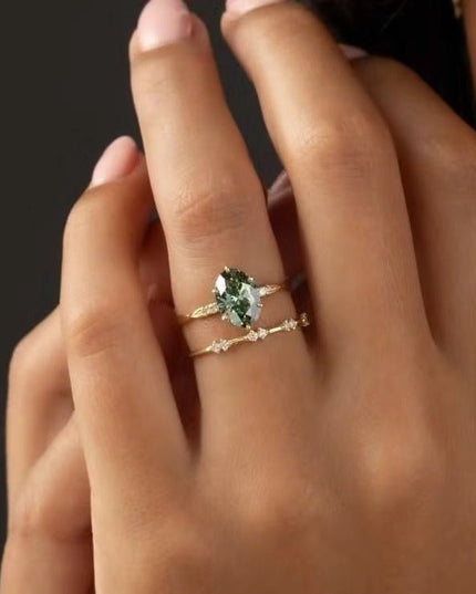 Gold-plated Ring With Emerald - gaviara