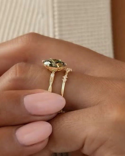 Gold-plated Ring With Emerald - gaviara