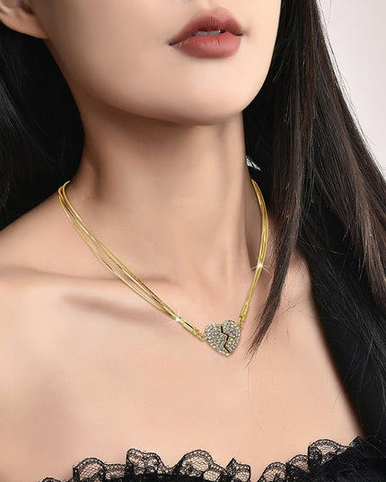 Magnetic Heart Necklace - gaviara