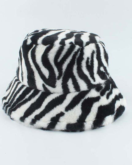 Warm Velvet Hat - gaviara